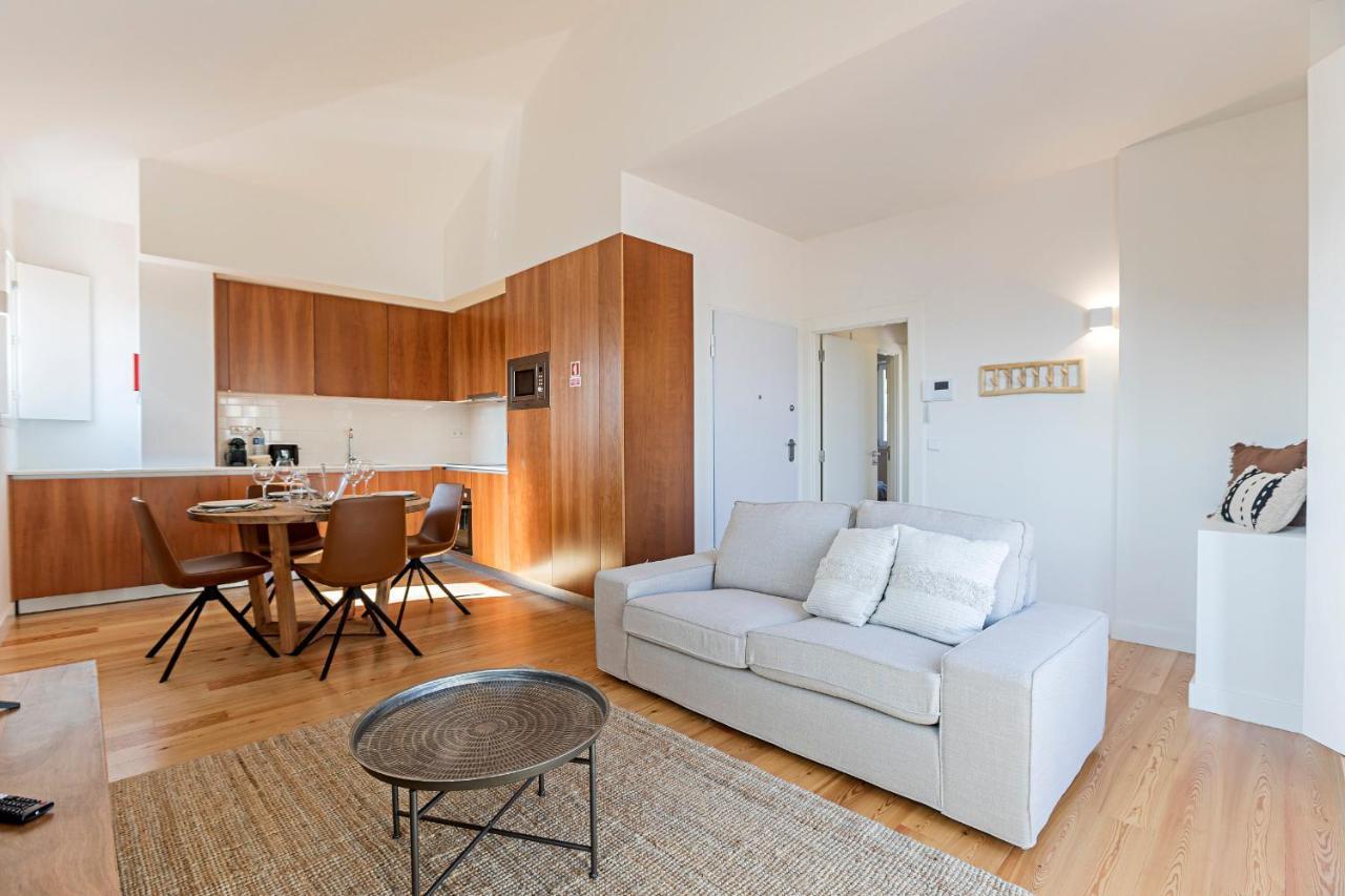 Wonderful Flat Near River W/ Ac By Lovelystay Porto Bagian luar foto
