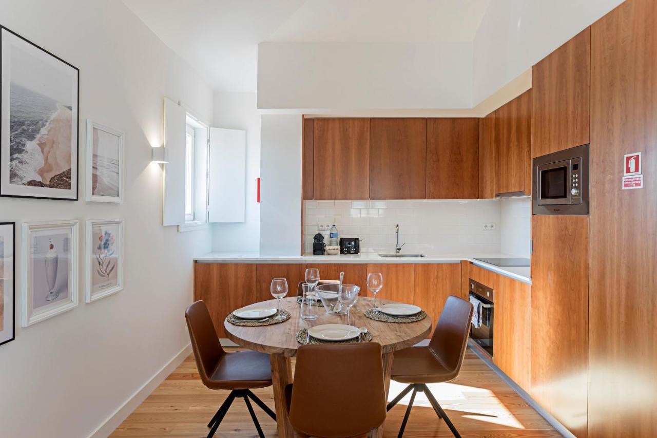 Wonderful Flat Near River W/ Ac By Lovelystay Porto Bagian luar foto